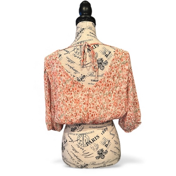 NWT Lush Flirty Pink Floral Crinkle Surplice Half Sleeve V Neck Crop Top | S - Picture 5 of 11